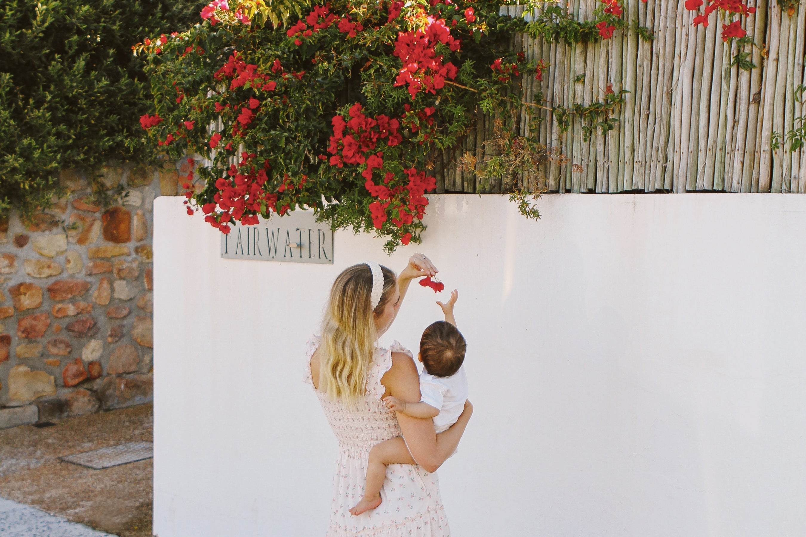 Natural Textiles & Romantic Silhouettes